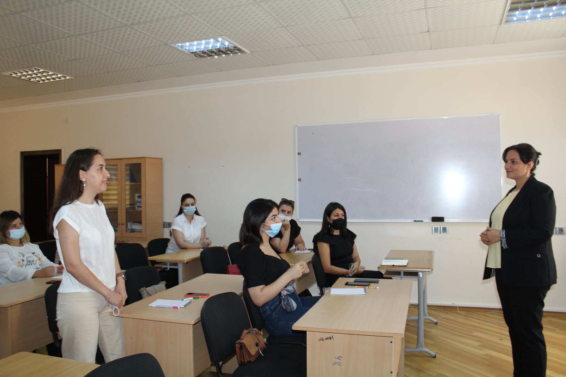 “İxtisasartırma proqramlarının məzmunu və qiymətləndirilməsi” mövzusunda seminar keçirilib