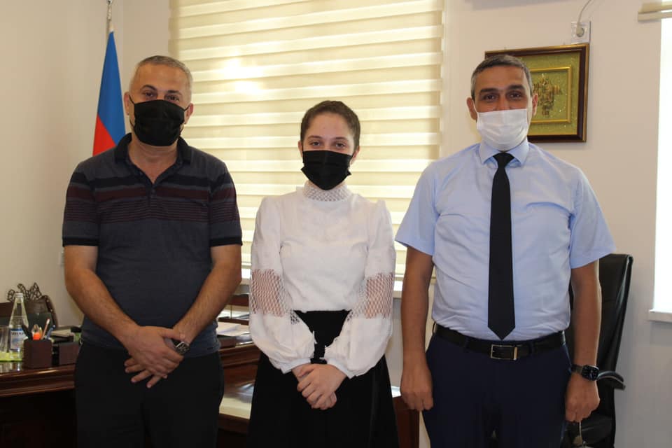 Rektor 655 balla MDU-nu seçən tələbəni qəbul  edib-FOTO