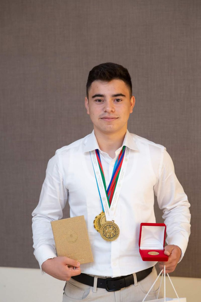 II qrupun birincisi Bakı Ali Neft Məktəbini seçdi  