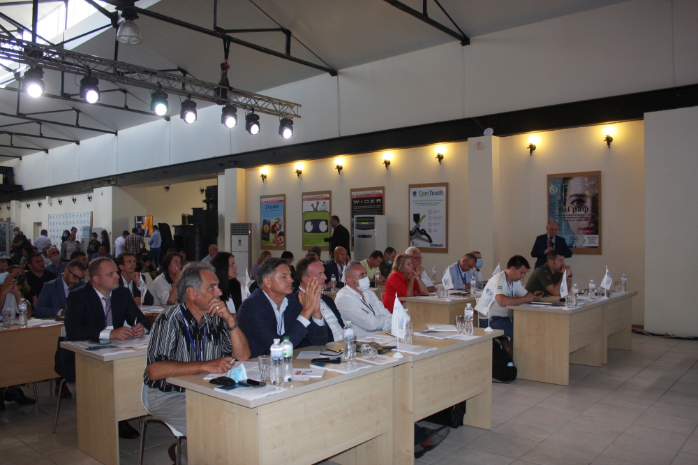 ADNSU Ukraynada keçirilən festivalda mükafata layiq görülüb