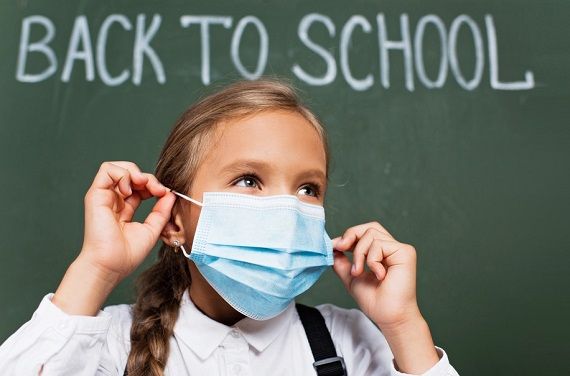 Gənc müəllimdən valideynlərə  vaksinasiya çağırışı – “Bir şagirdə görə  dərslər dayandırıla bilər”