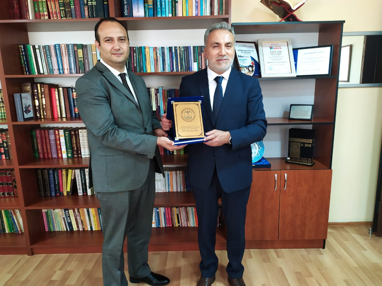 “Oxumaq istəməyən gənclər Türkiyəyə gəlməsinlər” -Rektor Ahmet Karadağ   