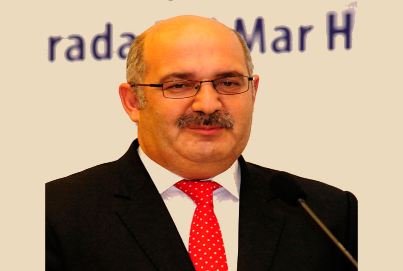 UNEC-də dekan vəzifəsinə yeni təyinat olub