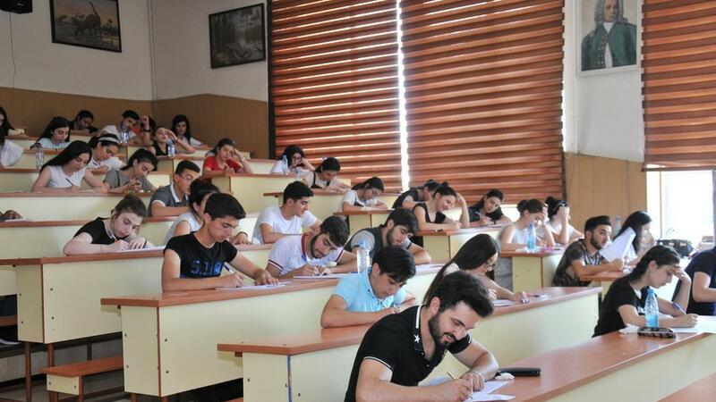 Universitetlərdə dərs saatı 80 dəqiqəyə endirilir  