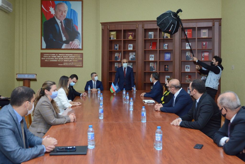 UNEC ilə Bank Respublika arasında anlaşma memorandumu imzalandı - FOTO