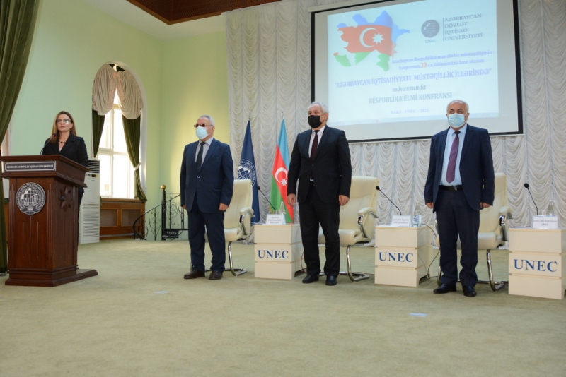 UNEC-də respublika elmi konfransı keçirilib-FOTO