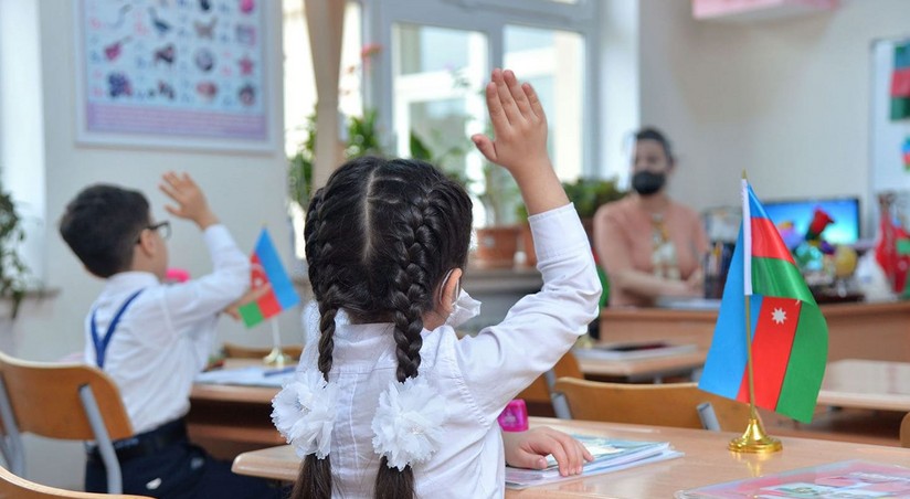Bakıda daha bir məktəb distant tədrisə keçdi  