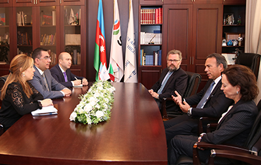 İtaliyanın “Maire Tecnimont Group” şirkətinin rəhbərliyi BANM-da olub-FOTO