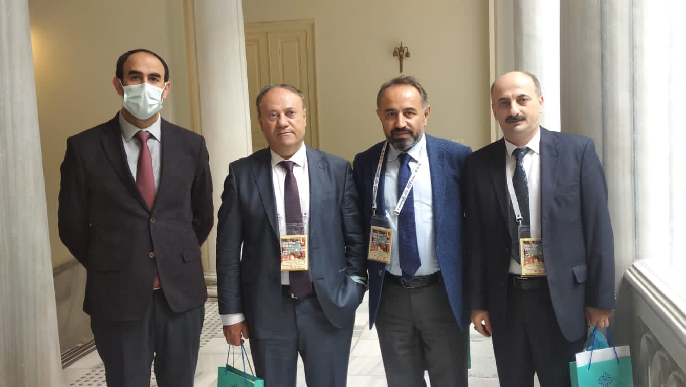 BMU-nun alimi İstanbulda keçirilən beynəlxalq simpoziumda çıxış edib  