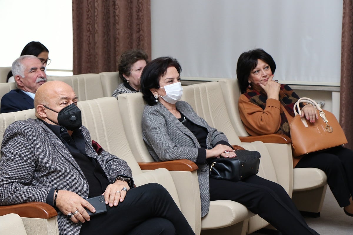 Tanınmış memara həsr olunmuş film ilk dəfə AzMİU-da nümayiş olunub-FOTO
