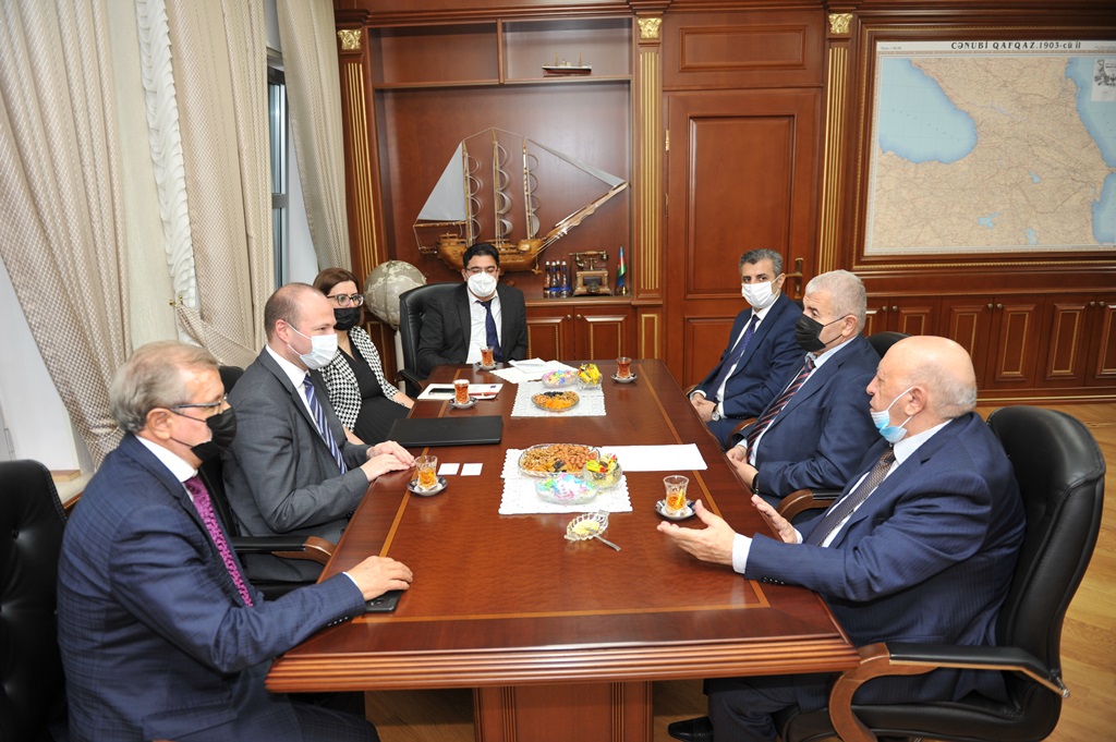 BMU-nun rektoru QS beynəlxalq reytinq şirkətinin regional direktoru ilə görüşüb  