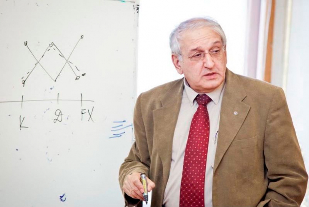 UNEC-də ustad dərsləri keçirilir  