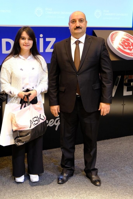 Sivas Cümhuriyyət Universitetində təhsil alan şəhid və qazi ailələrinin üzvləri olan tələbələrlə görüş keçirilib  