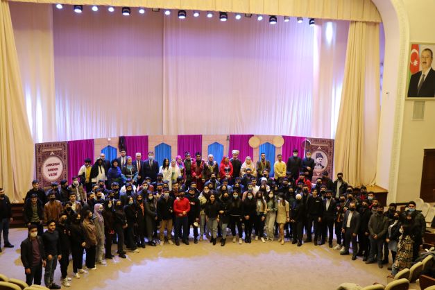 Şuşa Dövlət Musiqili Dram Teatrı AzTU-da tamaşa göstərib
