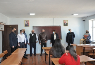 Mingəçevir Dövlət Universitetində növbəti dəfə bir qrup valideyn imtahan prosesini izləyib