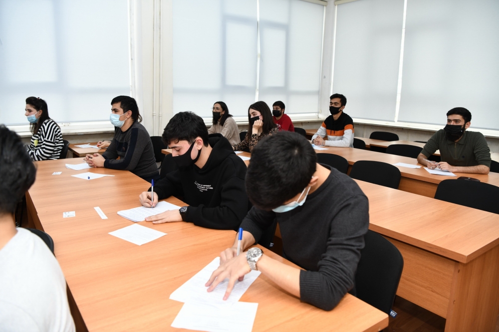 ADNSU: Bu günədək imtahanlarda iştirak etmiş tələbələrdən 94 faizi məqbul qiymət alıb