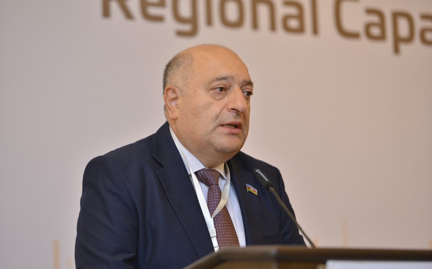 Komitə sədrindən Ramiz Mehdiyevə sərt sözlər:  “O kənara çəkilməli, yaxud itələnməlidir”