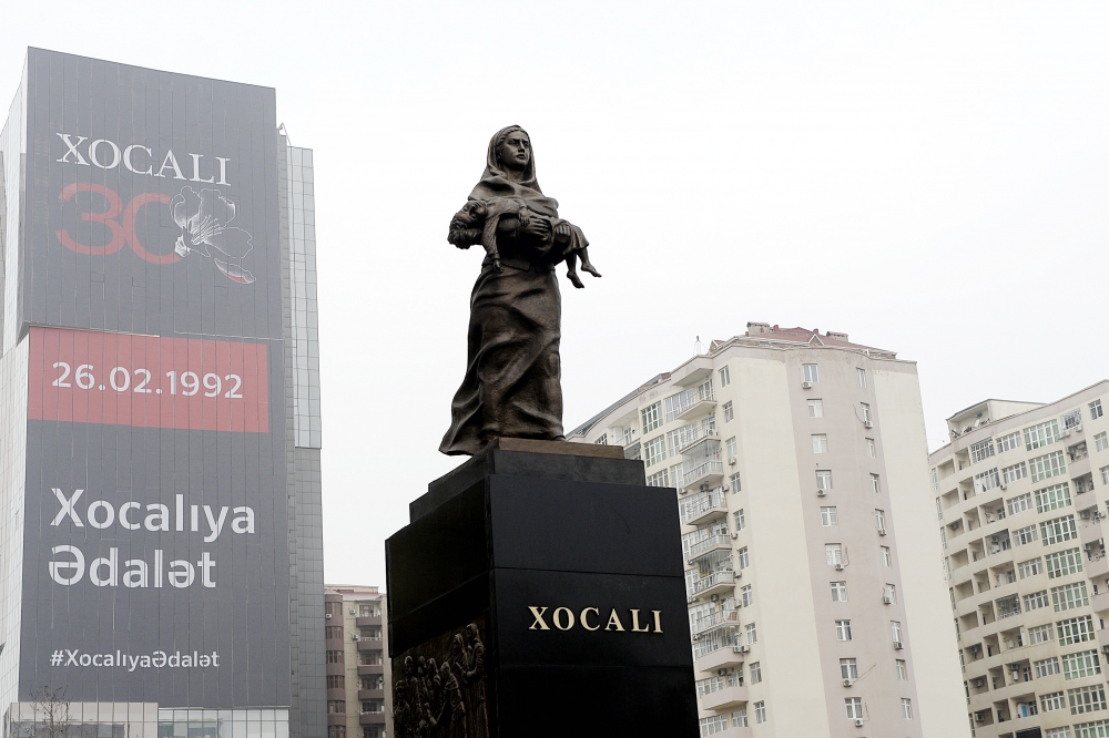 AzTU kollektivi Xocalı soyqırımının 30-cu ildönümü ilə əlaqədar ümumxalq yürüşündə iştirak edib