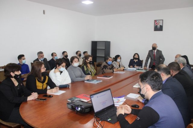 Mingəçevir Dövlət Universitetində “Ulu Öndər Heydər Əliyevin iqtisadi inkişaf strategiyası” mövzusunda elmi seminar keçirilib
