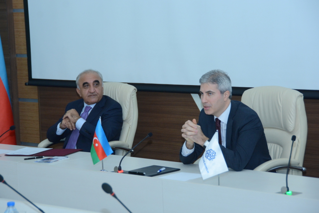 UNEC ilə Dövlət Məşğulluq Agentliyi arasında memorandum imzalanıb