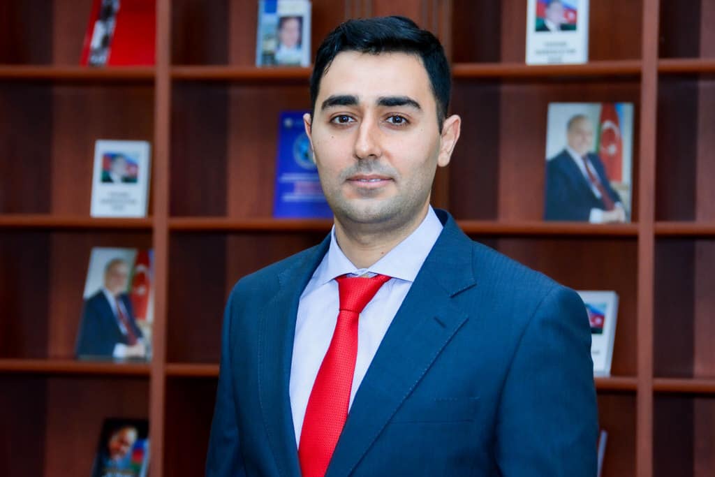 MİT məzunu UNEC-də dekan təyin OLUNDU
