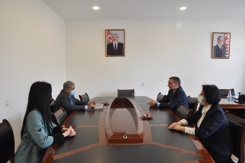MDU-da Xalq yazıçısı Əzizə Cəfərzadəyə həsr olunmuş dəyirmi masa keçirilib  