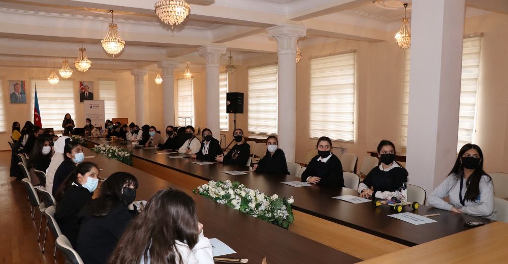 UNESCO-nun dəstəyilə şagirdlər üçün keçirilən təlimlər başa çatıb
