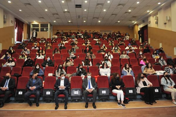 BMU-da “İntihar hallarının qarşısının alınması” mövzusunda təlim keçirilib