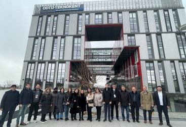 UNEC təmsilçiləri Orta Doğu Texniki Universitetinin laboratoriyaları ilə tanış olublar