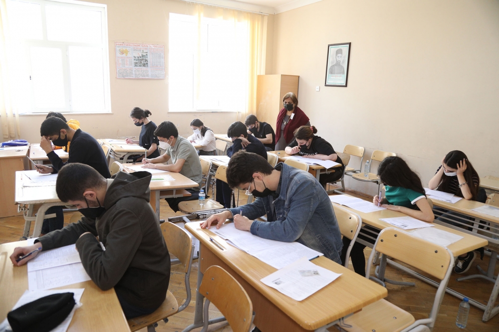 DİM bu gün 26 mindən çox abituriyent üçün qəbul imtahanı keçirəcək  