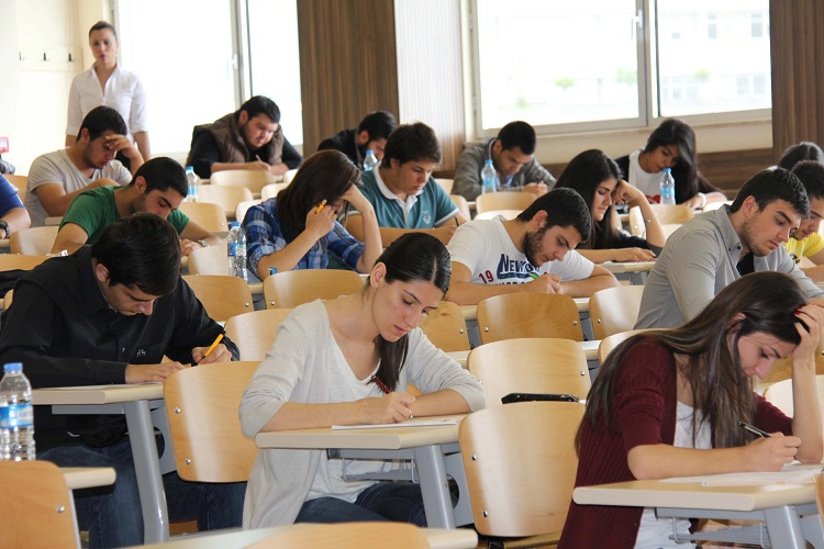Buraxılış imtahanlarında sualların çətinlik dərəcəsi artırılıb? -CAVAB