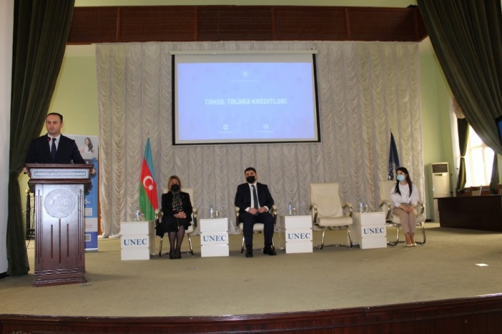 UNEC-də Təhsil Tələbə Krediti Fondunun təqdimatı olub  