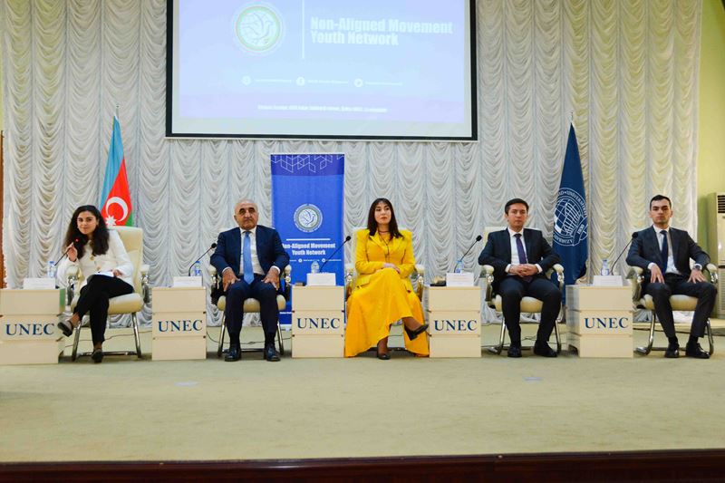 UNEC-də “Çoxtərəfliliyin təşviqində gənclərin rolu” adlı panel müzakirəsi keçirilib-FOTO