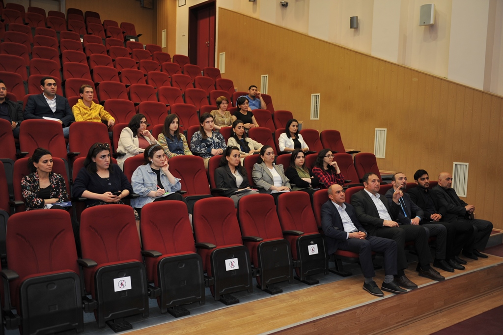 BMU-da “Kredit sistemi ilə tədrisin təşkili” mövzusunda təlim təşkil edilib