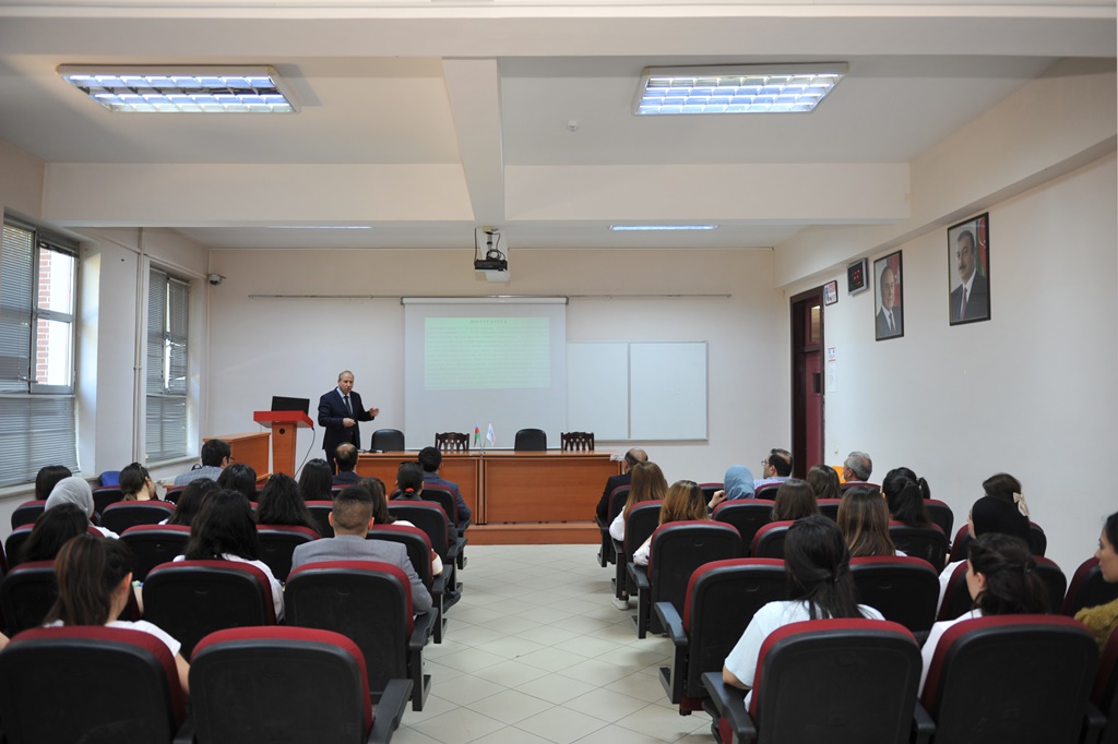BMU-da elmi seminar keçirilib