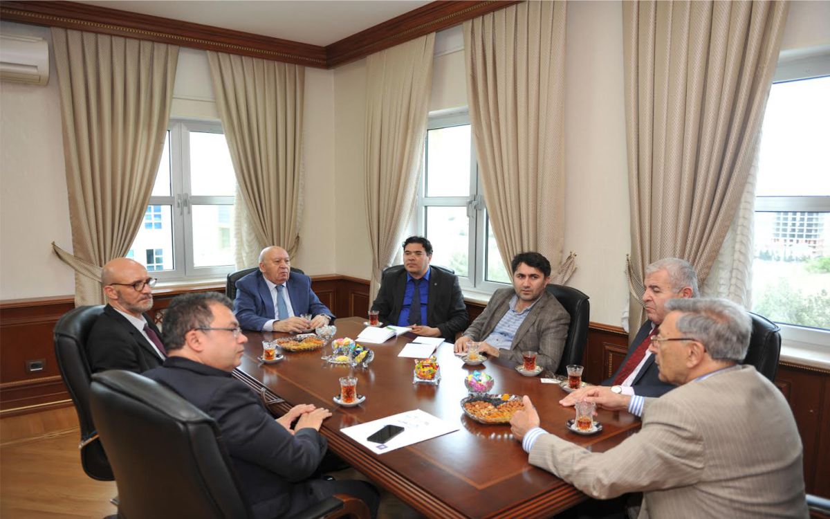 BMU-nun rektoru Fransanın nüfuzlu universitetlərinin professorları ilə görüşüb  