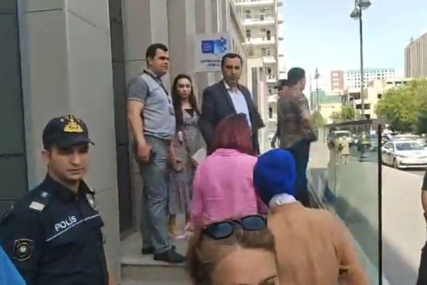 DİM-in qarşısında etiraz aksiyası - VİDEO