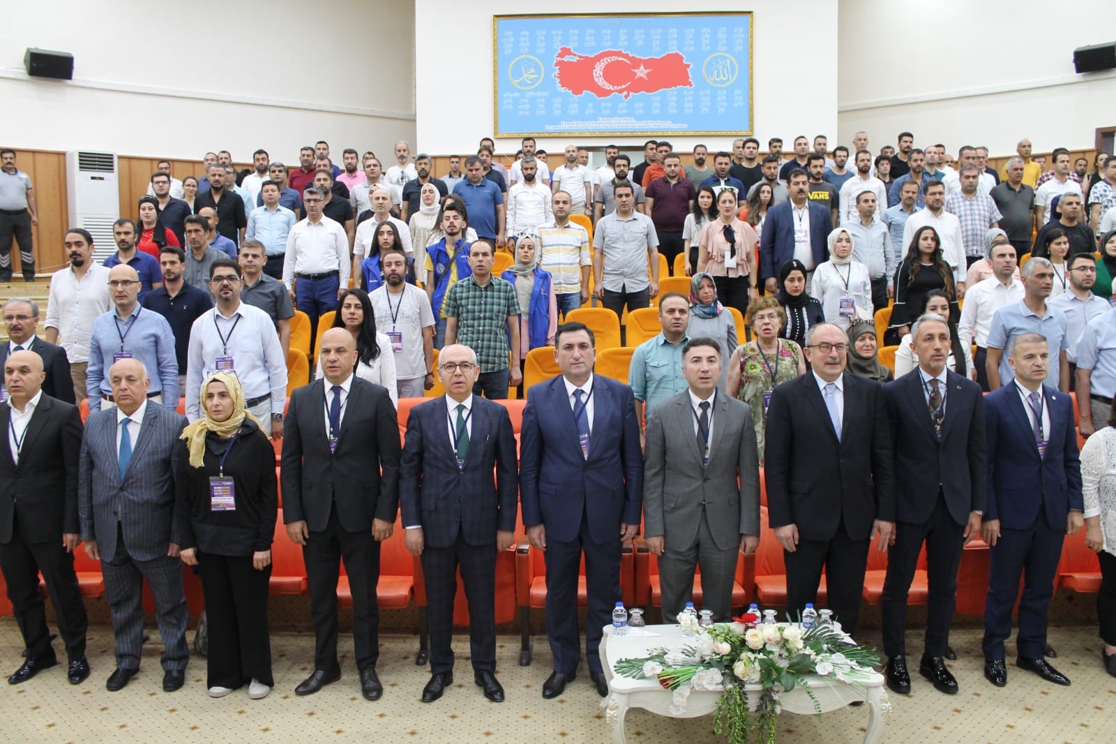 ADNSU-nun rektoru Batman Enerji Zirvəsi-2022-də çıxış edib  