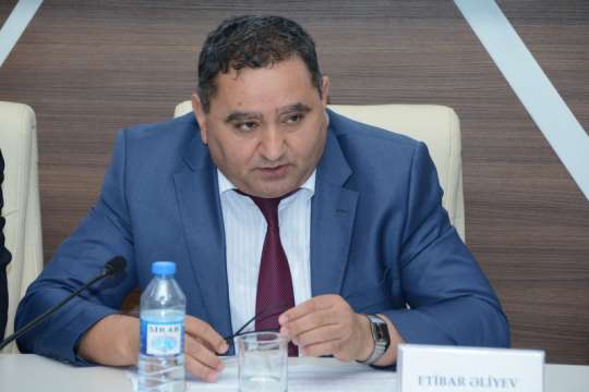 Deputat təhsildəki çox ciddi problemlərdən danışdı