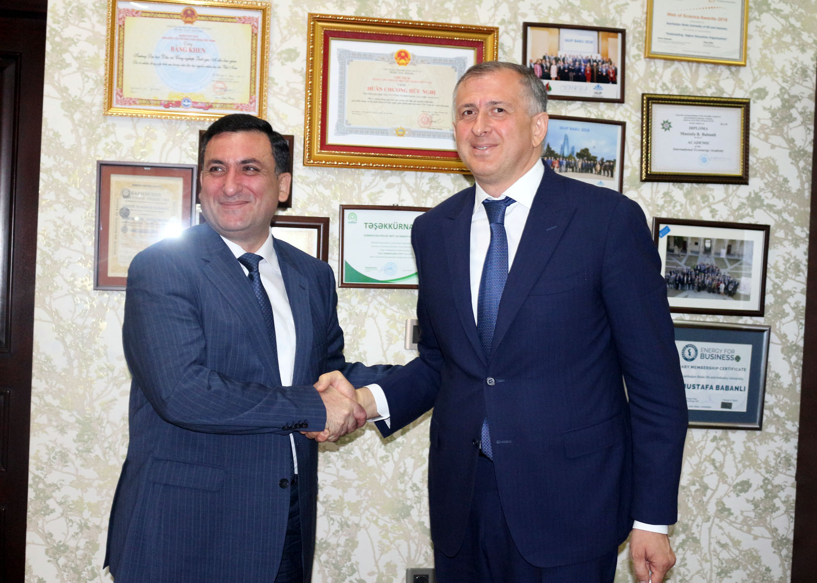 Gürcüstanın Azərbayandakı fövqəladə və səlahiyyətli səfiri ADNSU-da olub