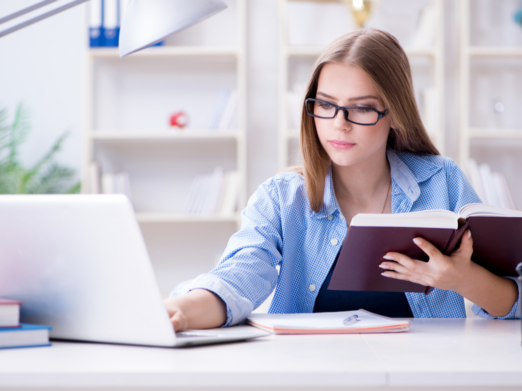 Dövlət qulluğu üzrə test imtahanına qeydiyyat aparılır