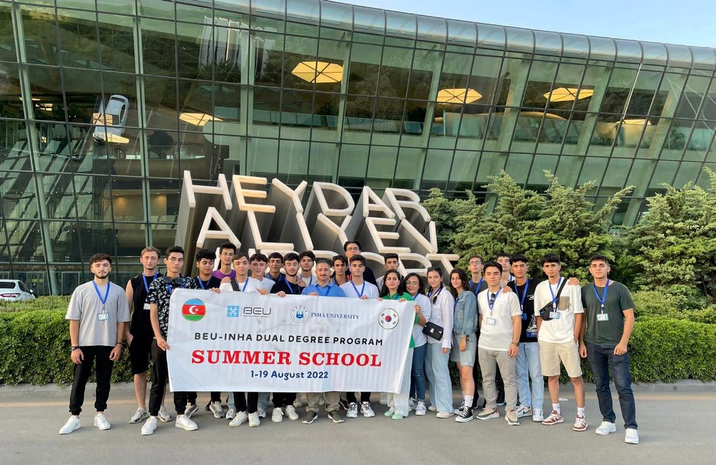 BMU tələbələri İNHA Universitetində təşkil olunan “Yay məktəbi”ndə