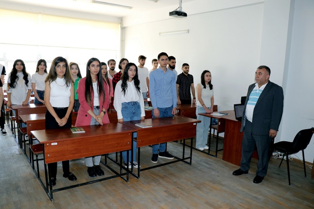  Tələbələrlə vətənpərvərliyin təbliği istiqamətində söhbət aparılıb-AzTU