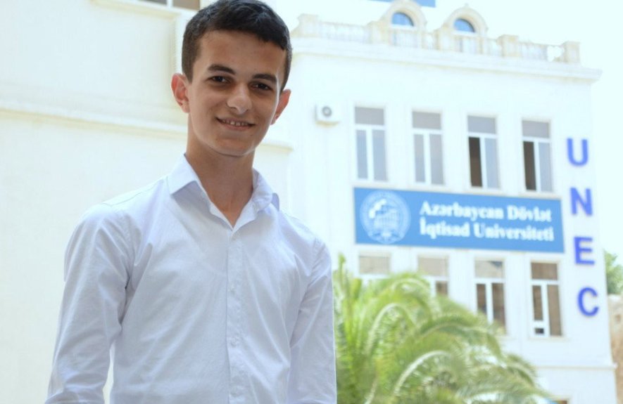 Bakıda 685 bal toplamış tələbə intihar etdi