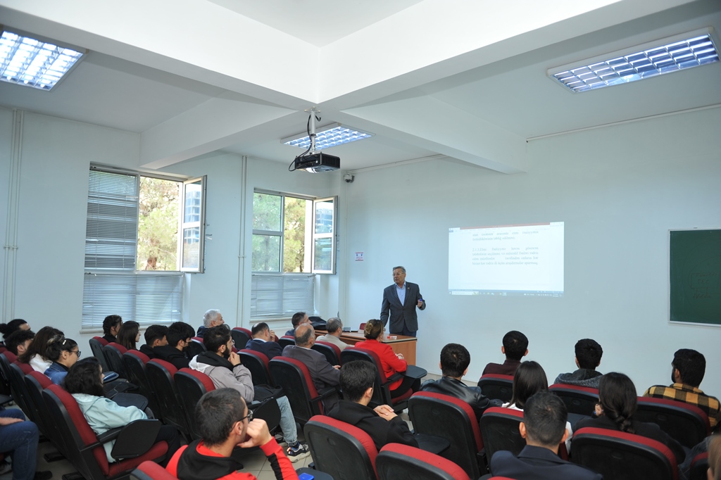Tələbə Elmi Cəmiyyətinin fəaliyyətinə həsr olunmuş tədbir keçirilib  