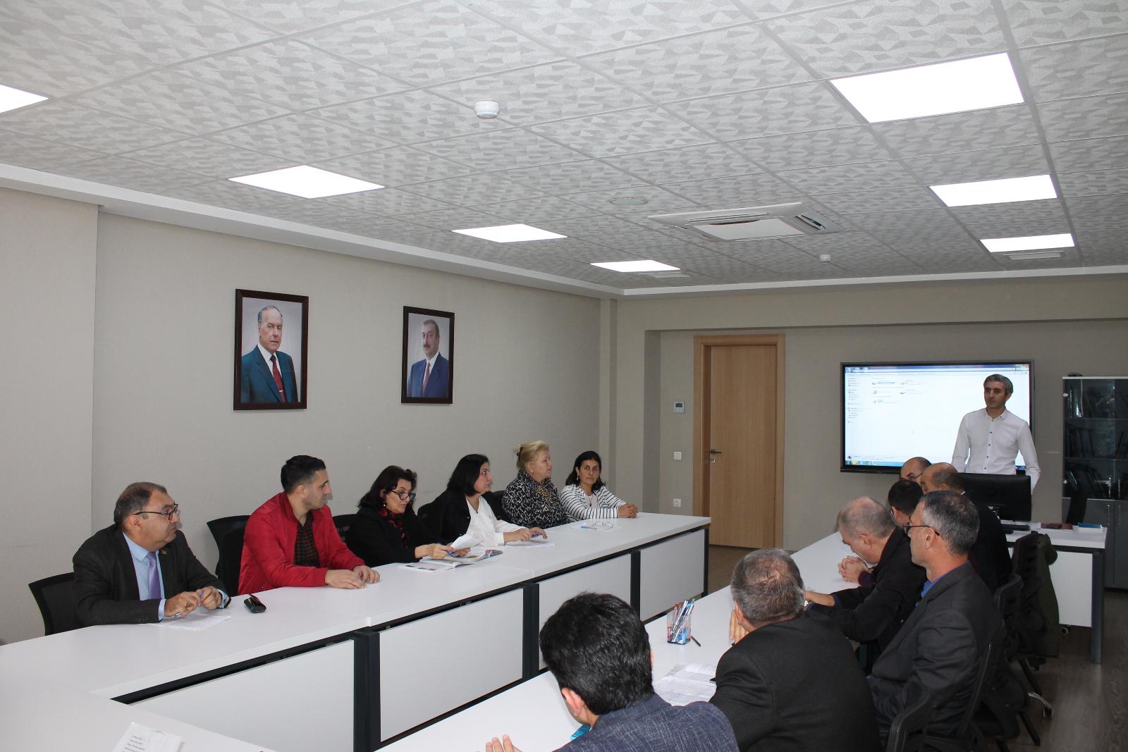 DİM işçi qruplarının iclası keçirilib