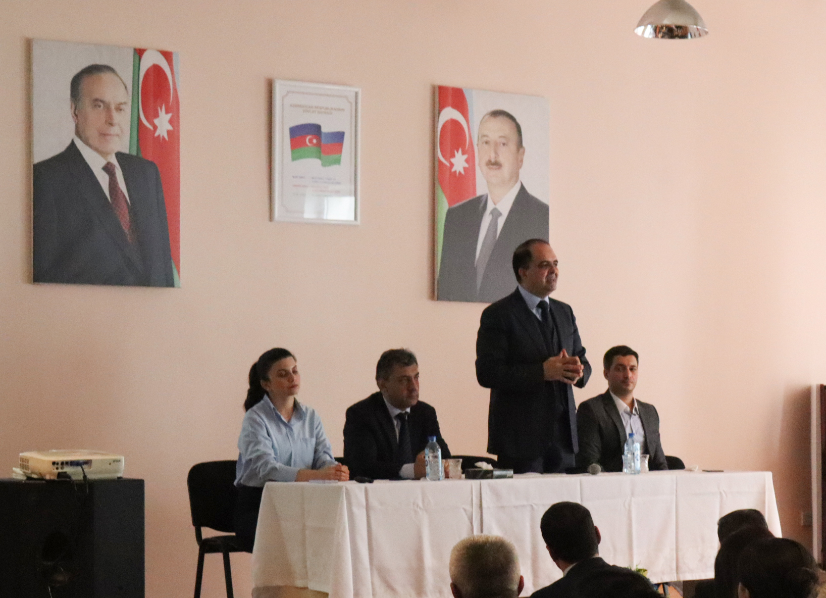 Astara məktəbliləri təhsil kreditlərilə bağlı maarifləndirilib-FOTO