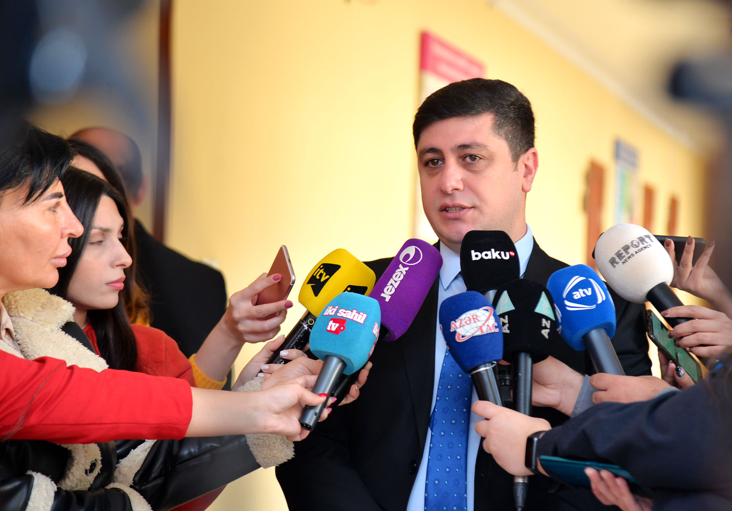 Məktəblərin payız-qış mövsümünə hazırlığına dair mediatur keçirilib  