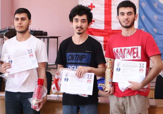 Azərbaycanlı tələbələr ilk dəfə Beynəlxalq Proqramlaşdırma Müsabiqəsinin finalına çıxıblar