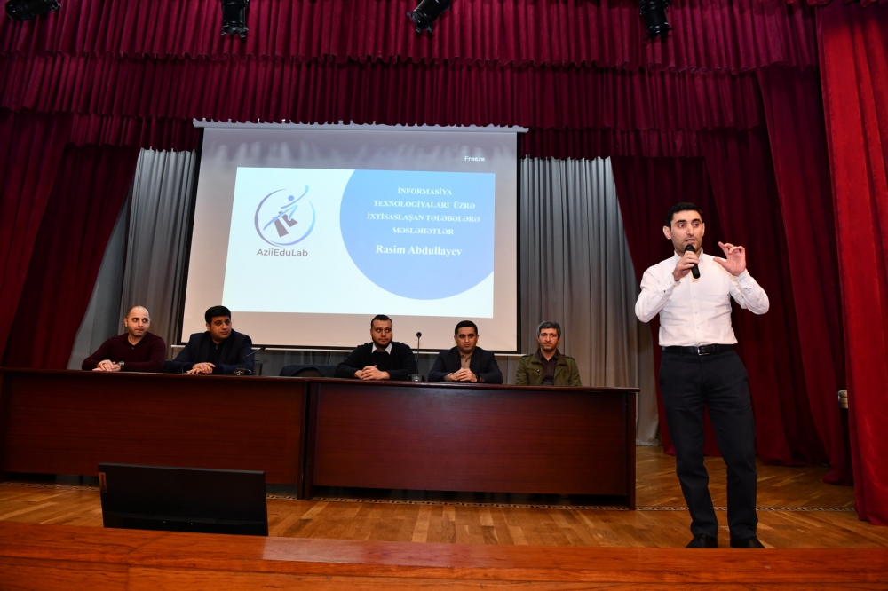 Tələbələr “Azİİ EduLab Təhsil Mərkəzi” layihəsi barədə məlumatlandırılıb